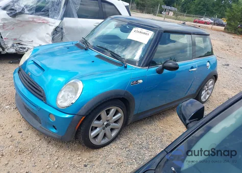 2004 Mini Cooper S z USA, uszkodzony, nr VIN WMWRE33424TD76762